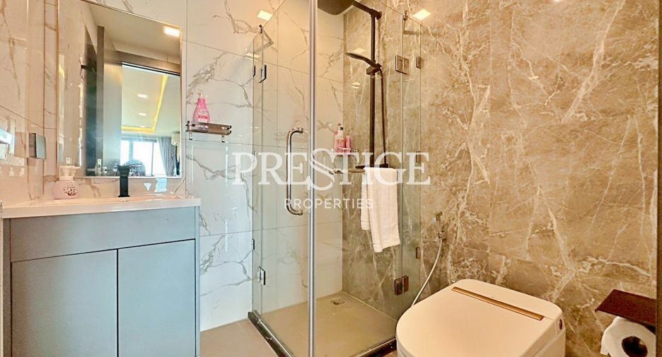 À vendre 2 chambres condo à South Pattaya, Pattaya