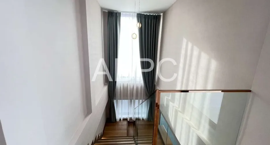 For sale 4 bedrooms house in Mueang Rayong, Rayong