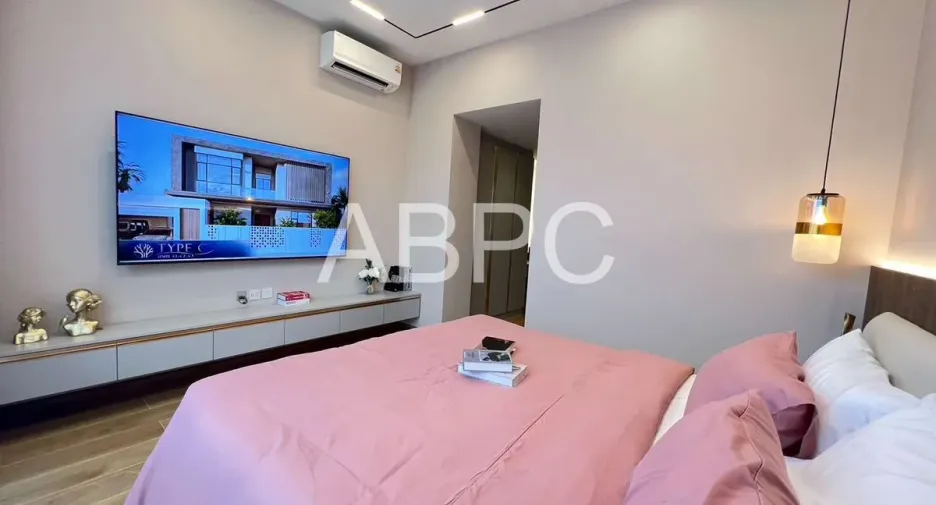For sale 4 bedrooms house in Mueang Rayong, Rayong