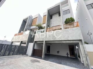 出售 4 卧室 独立屋 在 Mueang Rayong, Rayong