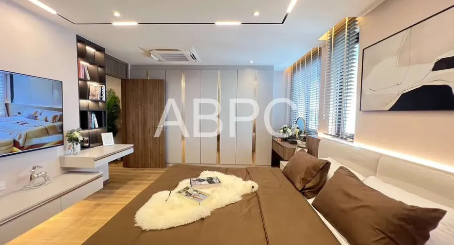 For sale 4 bedrooms house in Mueang Rayong, Rayong