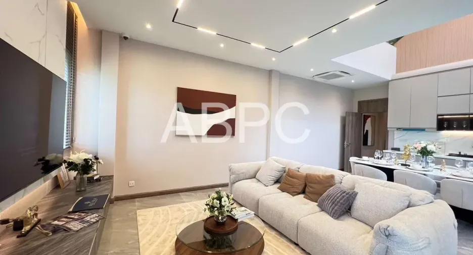 For sale 4 bedrooms house in Mueang Rayong, Rayong
