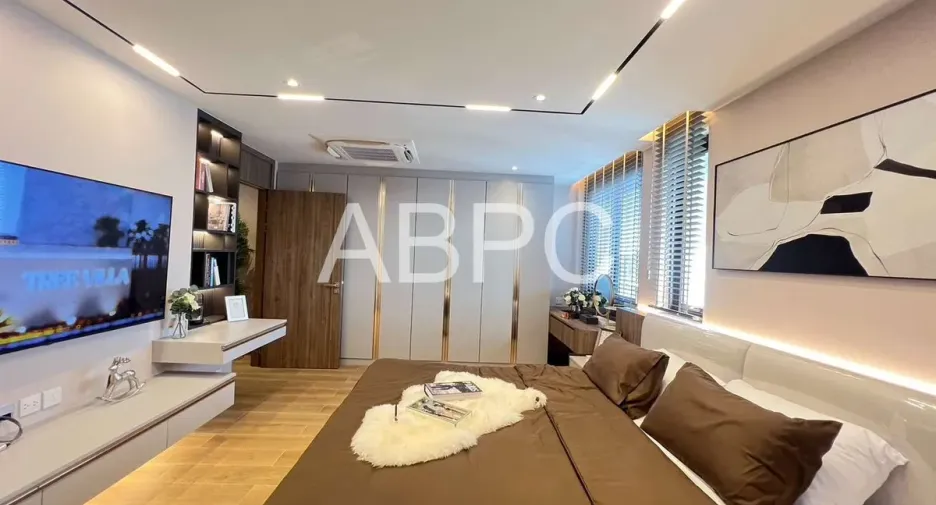 For sale 4 bedrooms house in Mueang Rayong, Rayong