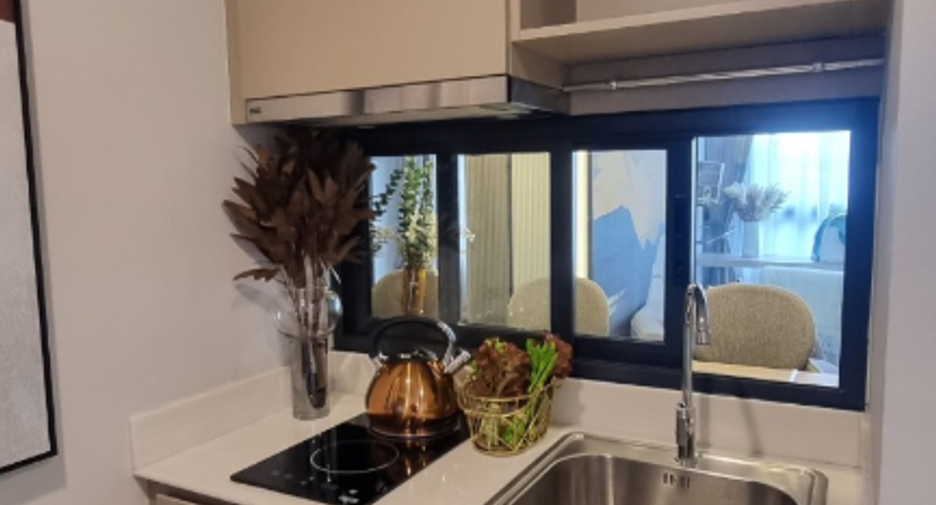 For sale 2 bedrooms condo in Thon Buri, Bangkok