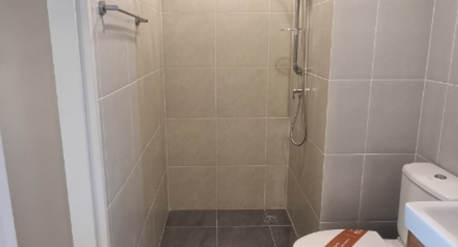For sale 2 bedrooms condo in Thon Buri, Bangkok
