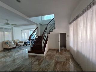 À louer 4 chambres maison à Bang Lamung, Chonburi