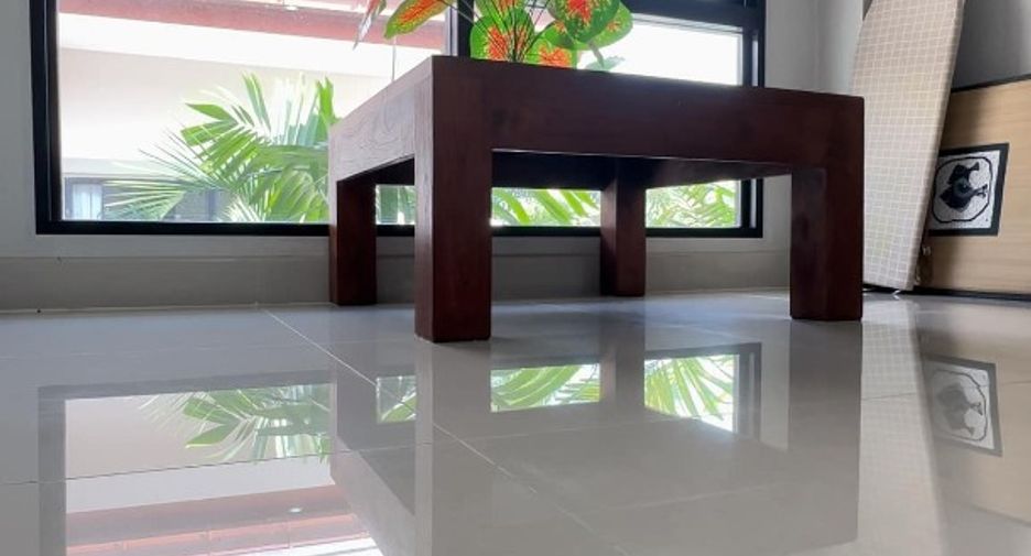 Haus zur Miete mit 4 Zimmer in Huay Yai, Pattaya