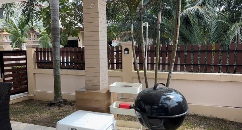 Haus zur Miete mit 4 Zimmer in Huay Yai, Pattaya