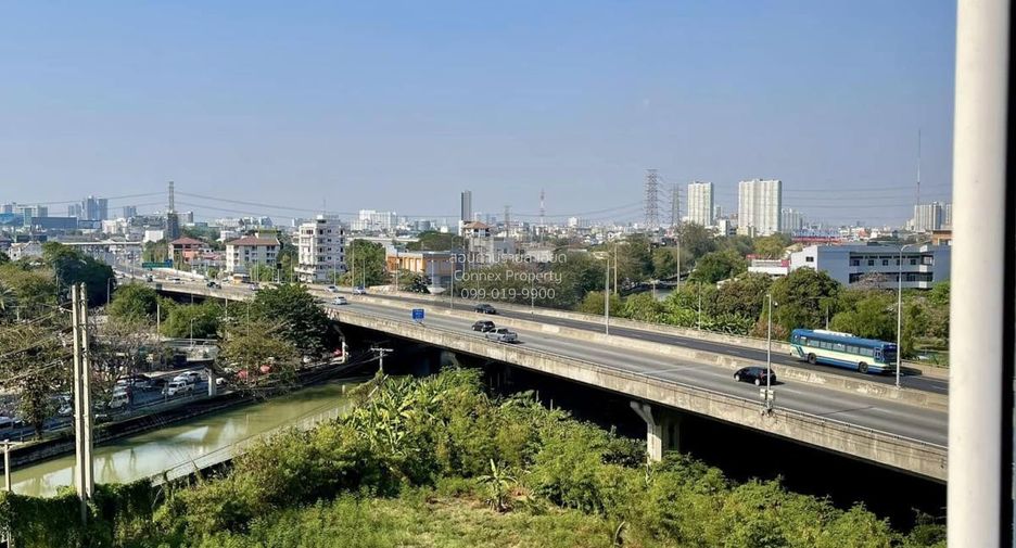 For rent 2 bedrooms condo in Chatuchak, Bangkok