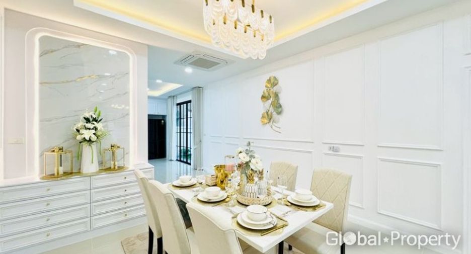 À vendre 3 chambres maison à Bang Lamung, Chonburi