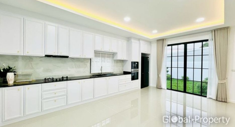 À vendre 3 chambres maison à Bang Lamung, Chonburi