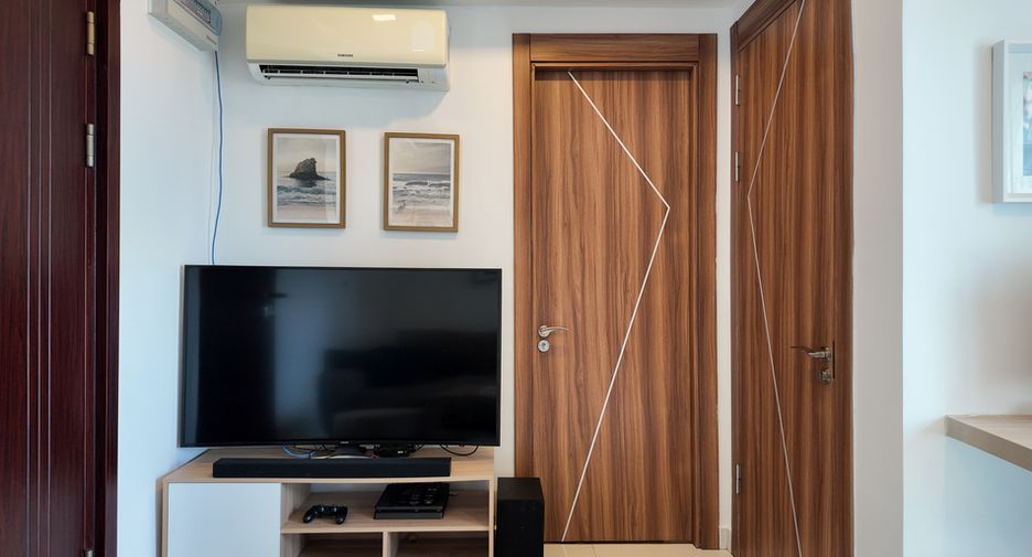 For sale 1 bed condo in Bang Lamung, Chonburi