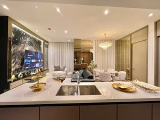 Condo en alquiler de 2 habitaciones en Khlong Toei, Bangkok