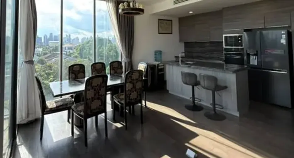 For rent and for sale 2 bedrooms condo in Watthana, Bangkok