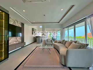 For sale 3 ベッドルーム condo in Bang Lamung, Chonburi