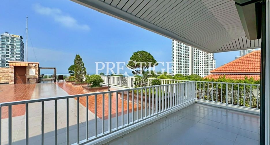 For sale 3 bedrooms condo in Bang Lamung, Chonburi