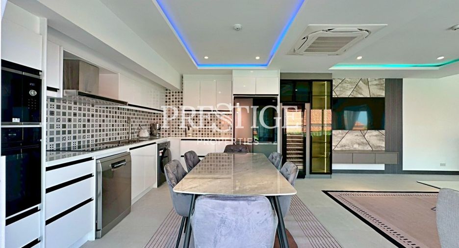 For sale 3 bedrooms condo in Bang Lamung, Chonburi