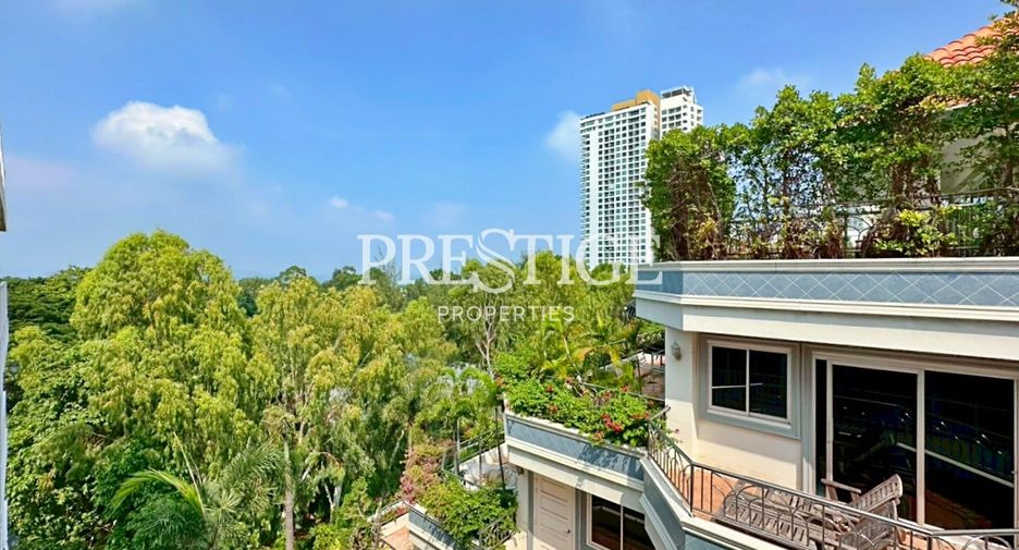 For sale 3 bedrooms condo in Bang Lamung, Chonburi