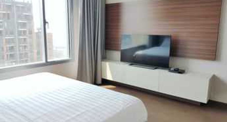 Condo en alquiler de 3 habitaciones en Watthana, Bangkok