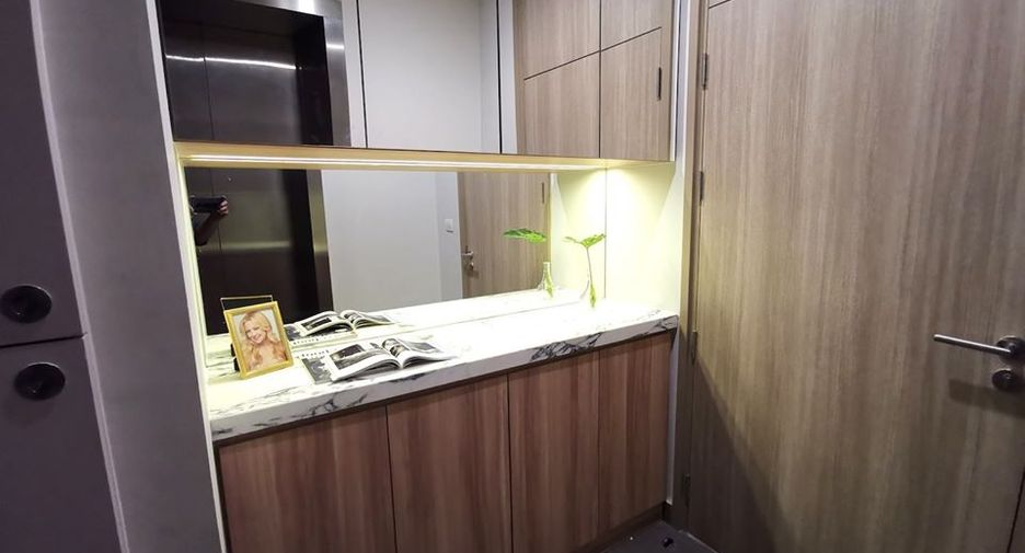 À louer 2 chambres condo à Pathum Wan, Bangkok