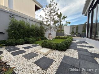 For sale 4 ベッドルーム house in Jomtien, Pattaya