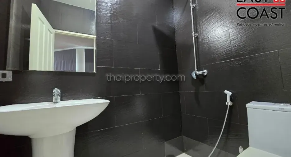 For rent そして for sale 3 ベッドルーム house in Bang Lamung, Chonburi