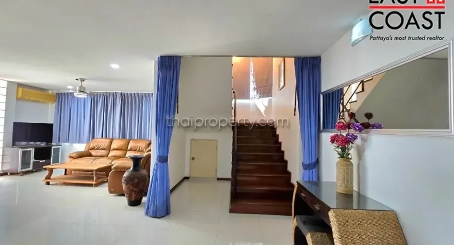 For rent そして for sale 3 ベッドルーム house in Bang Lamung, Chonburi
