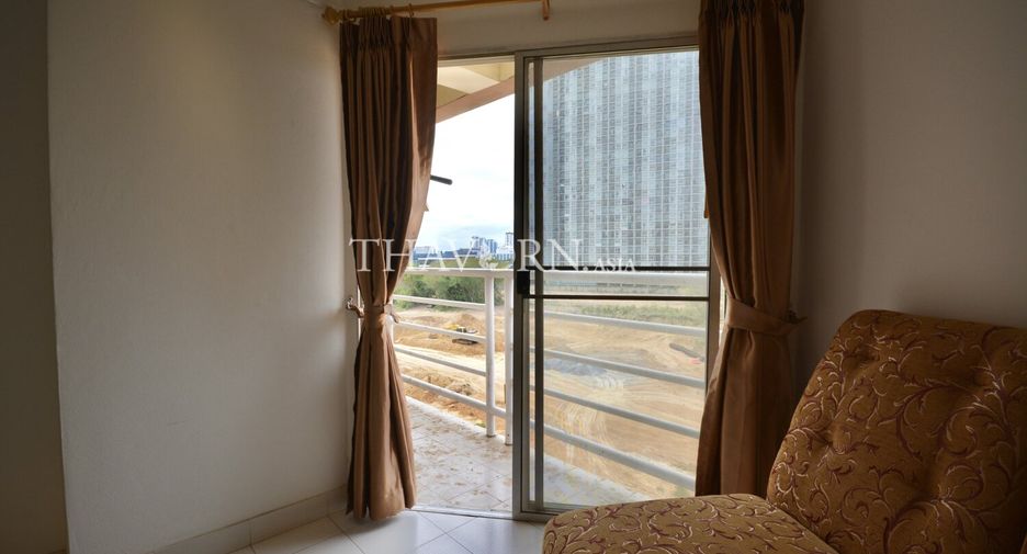 For sale studio condo in Bang Lamung, Chonburi