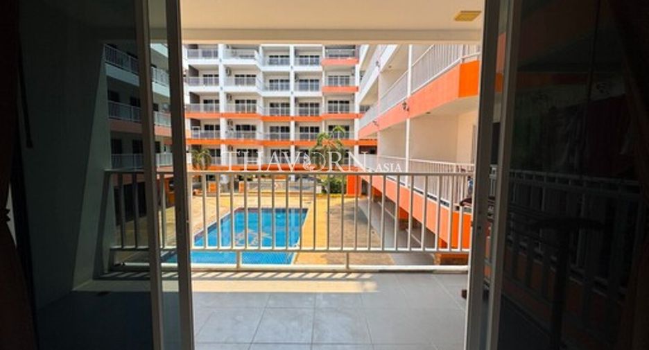 For sale studio condo in Pratumnak, Pattaya