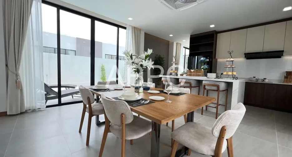 For rent and for sale 3 bedrooms house in Jomtien, Pattaya