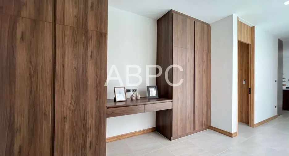 For rent and for sale 3 bedrooms house in Jomtien, Pattaya