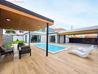 For sale 5 bedrooms house in Bang Lamung, Chonburi