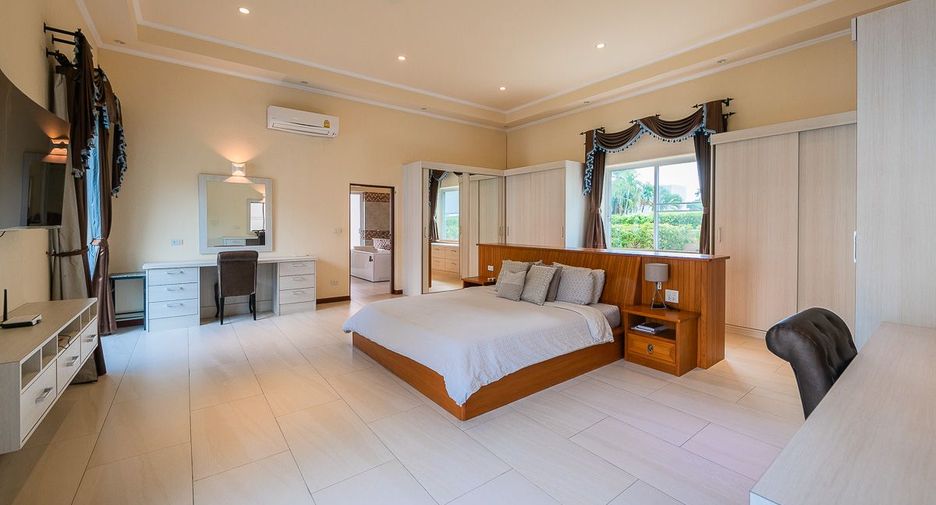 À vendre 5 chambres maison à East Pattaya, Pattaya