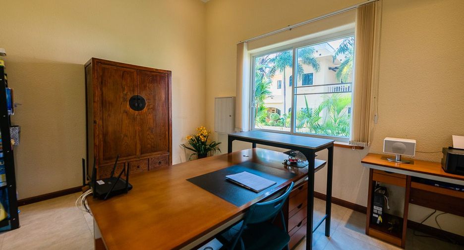 À vendre 5 chambres maison à East Pattaya, Pattaya