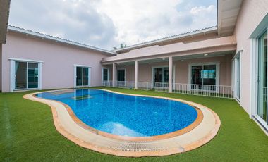 For sale 5 bedrooms house in East Pattaya, Pattaya