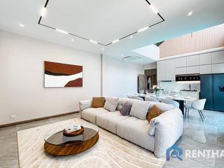 Haus zum Kauf mit 4 Zimmer in Bang Lamung, Chonburi