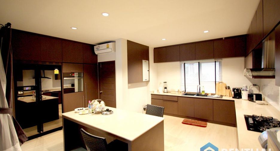 À vendre 5 chambres maison à Bang Lamung, Chonburi