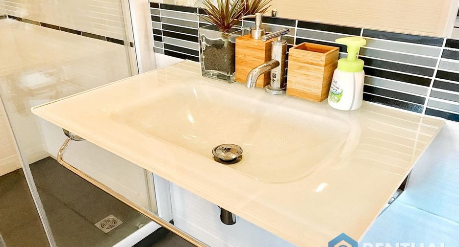For sale 1 bed condo in Central Pattaya, Pattaya