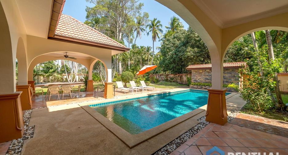 For sale 5 bedrooms villa in Bang Lamung, Chonburi