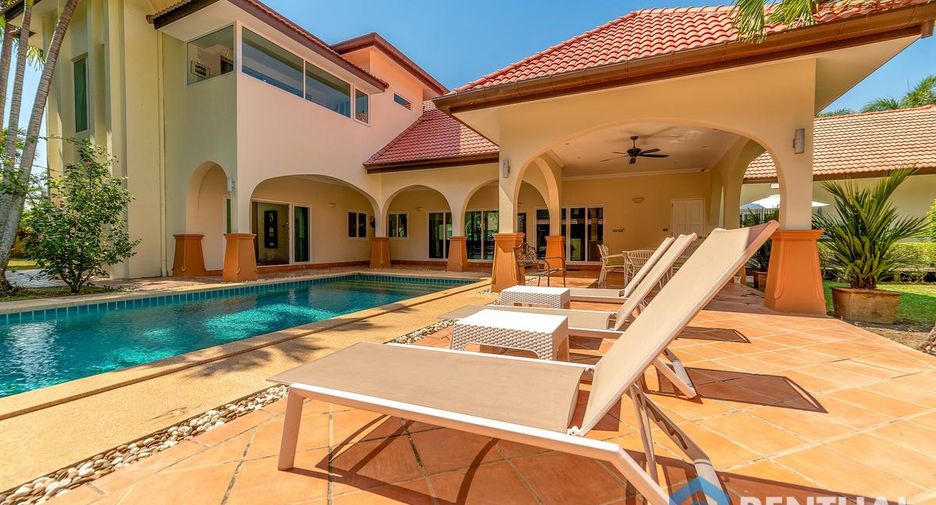 For sale 5 bedrooms villa in Bang Lamung, Chonburi