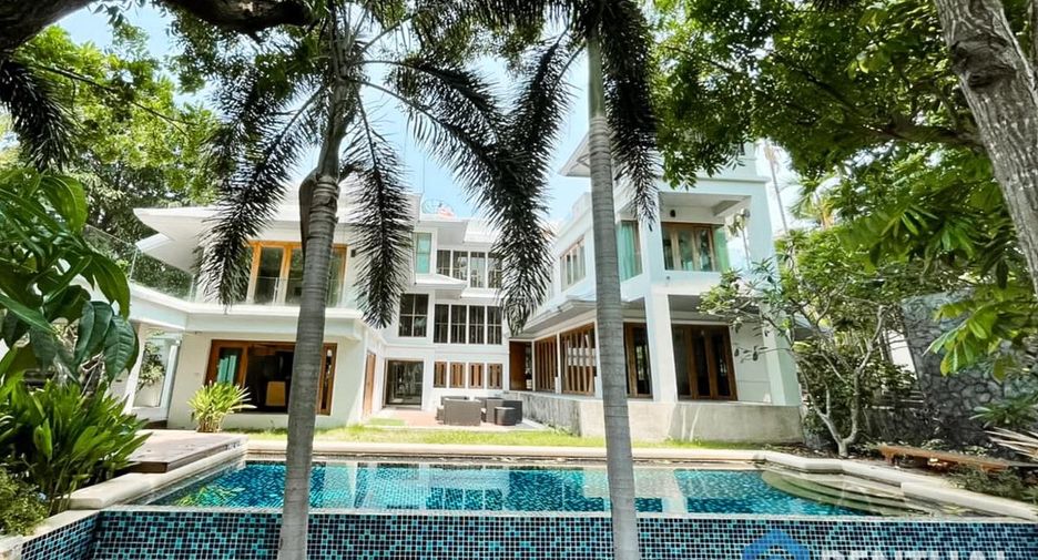 Villa en venta de 5 habitaciones en Bang Lamung, Chonburi