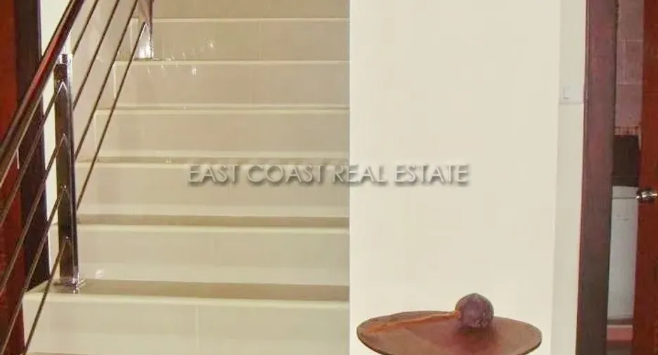 Haus zum Kauf mit 3 Zimmer in Bang Lamung, Chonburi