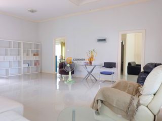 Аренда и продажа 2 спальни дом в Huay Yai, Паттайя