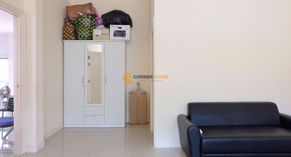 Haus zur Miete und zum Kauf mit 2 Zimmer in Sattahip, Chonburi