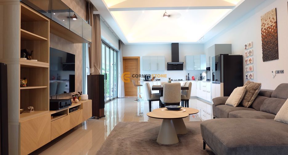 For rent and for sale 4 bedrooms house in Bang Lamung, Chonburi