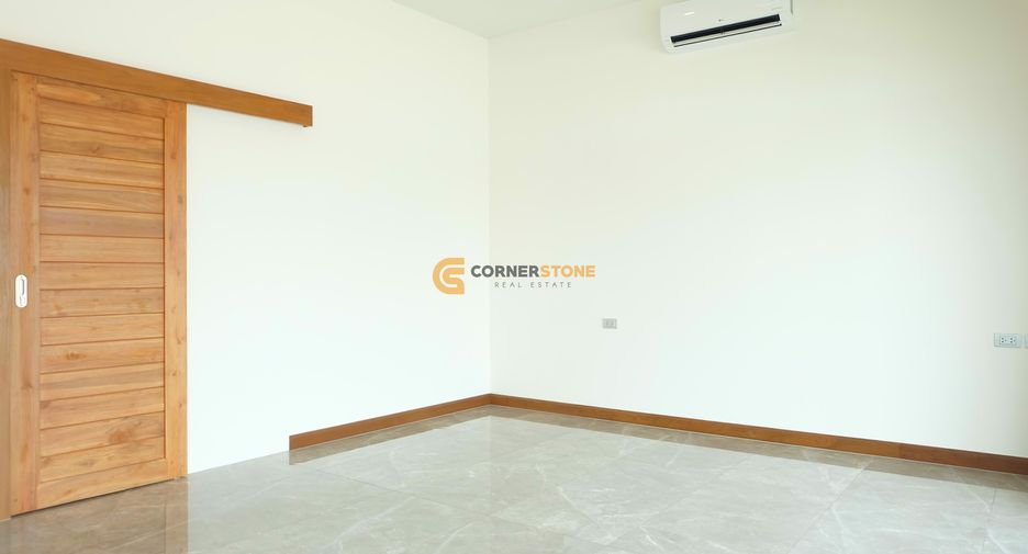 For rent and for sale 3 bedrooms house in Bang Lamung, Chonburi