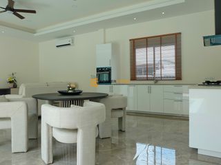 For rent and for sale 3 bedrooms house in Bang Lamung, Chonburi