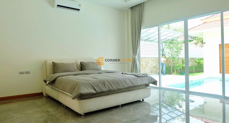 For rent and for sale 3 bedrooms house in Bang Lamung, Chonburi