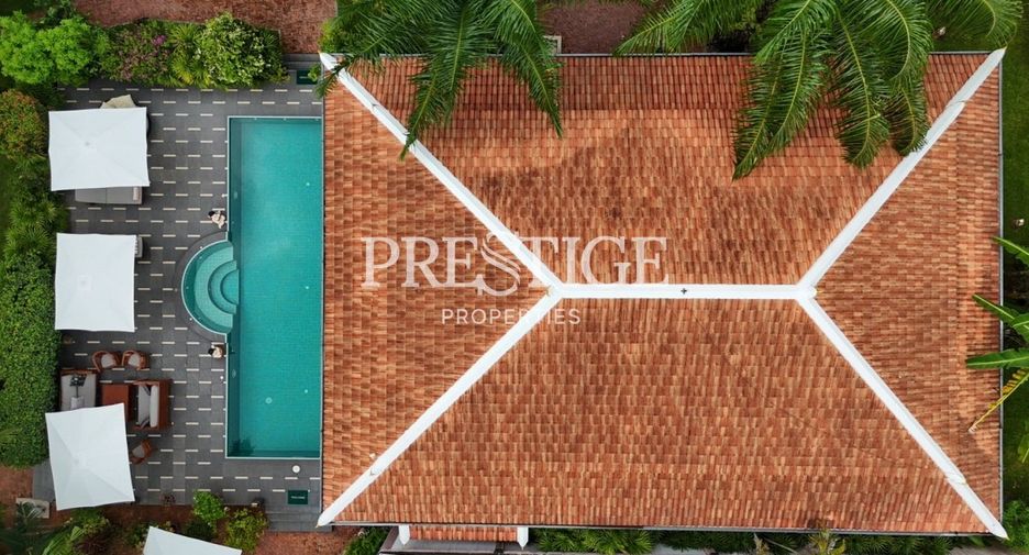 For sale 3 bedrooms house in Huay Yai, Pattaya