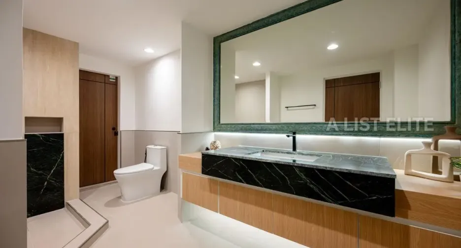 ขาย 2 ห้องนอน คอนโด ใน วัฒนา, กรุงเทพฯ
